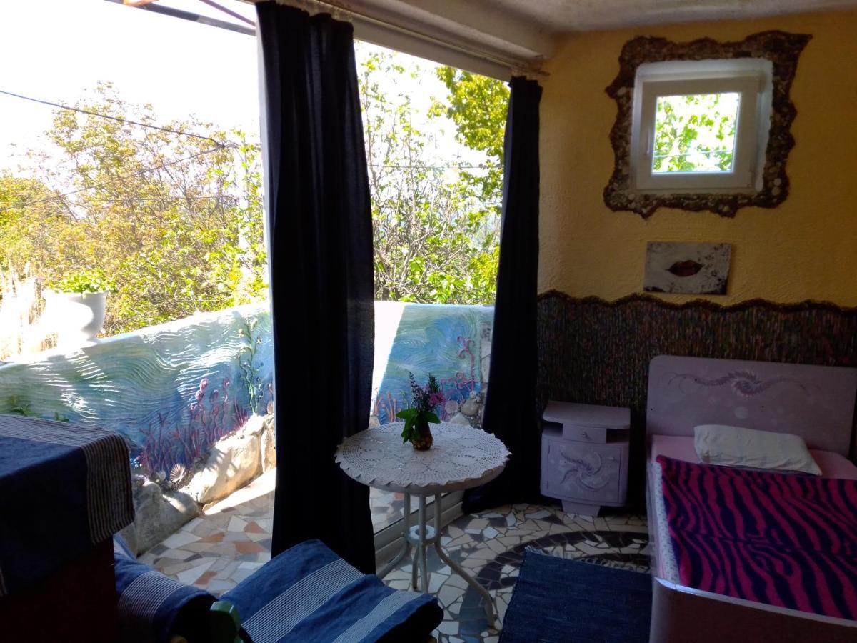 Apartman Sirena Pićan Εξωτερικό φωτογραφία