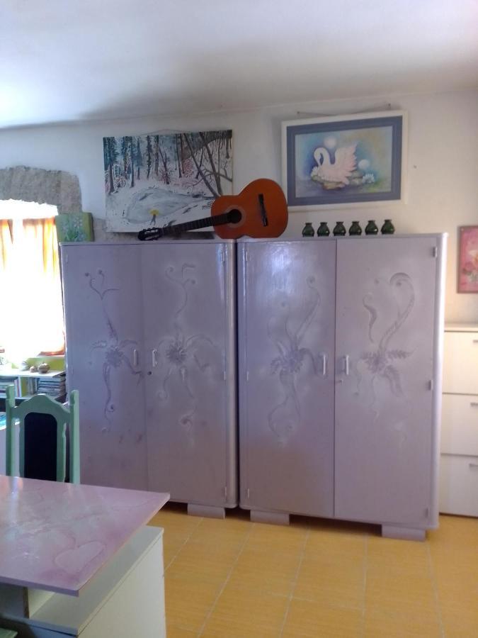Apartman Sirena Pićan Εξωτερικό φωτογραφία