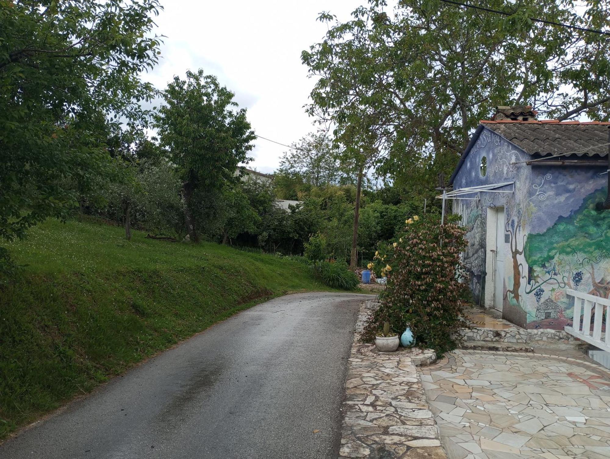 Apartman Sirena Pićan Εξωτερικό φωτογραφία
